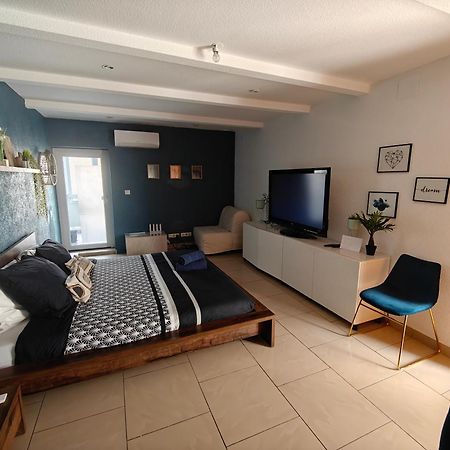 Suite 2 Lits Auberge Du Manala Hotel 24 24 Proche Basel Saint-Louis  Buitenkant foto