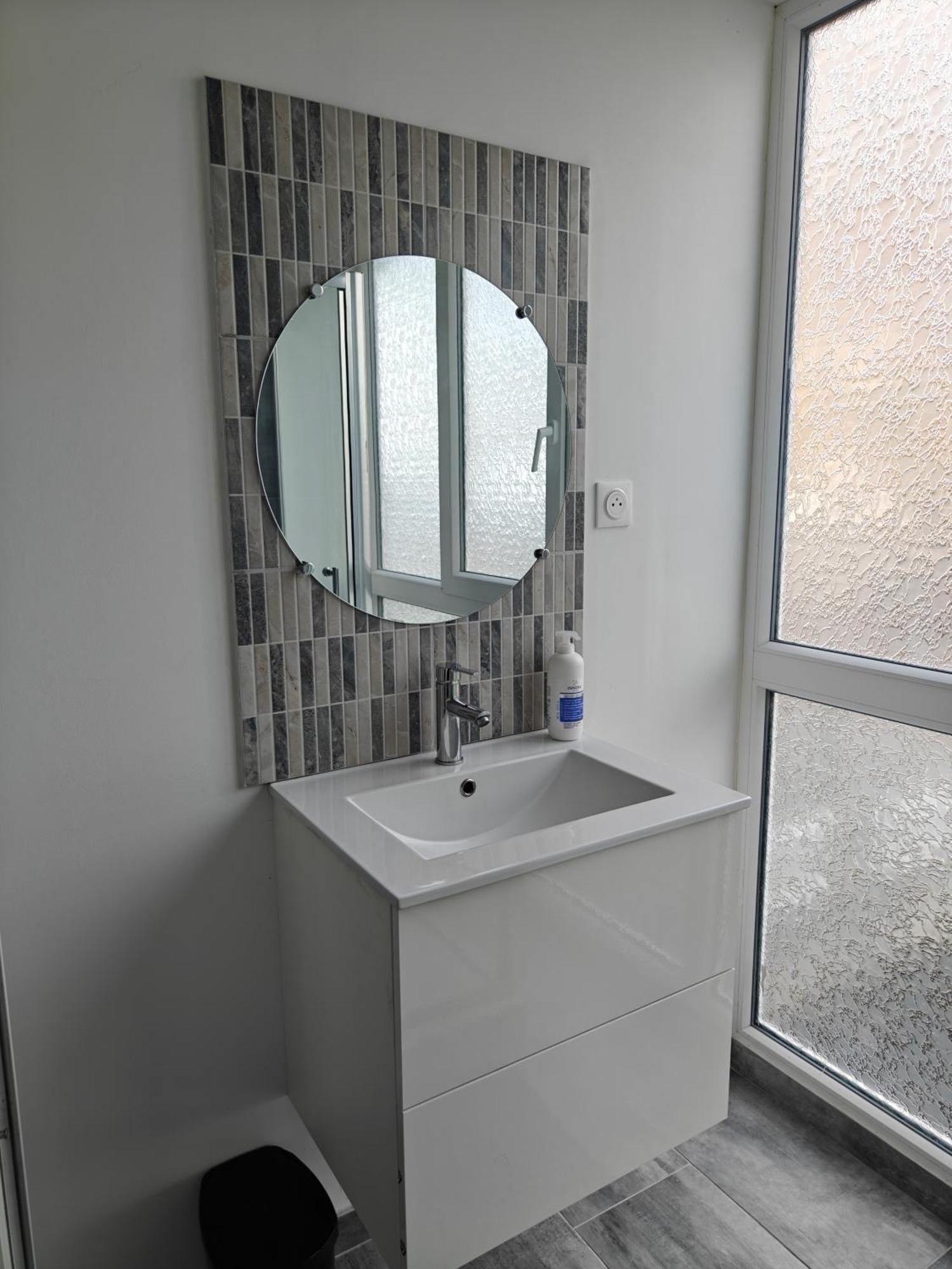 Suite 2 Lits Auberge Du Manala Hotel 24 24 Proche Basel Saint-Louis  Buitenkant foto
